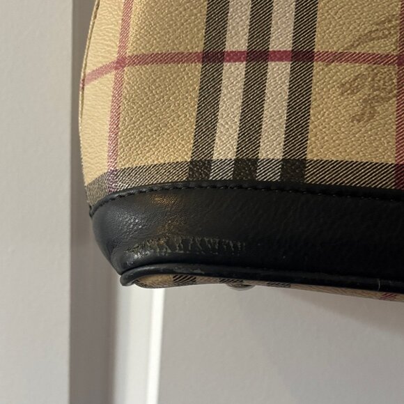 Burberry Checkered Shoulder Bag - Picture 6 of 10